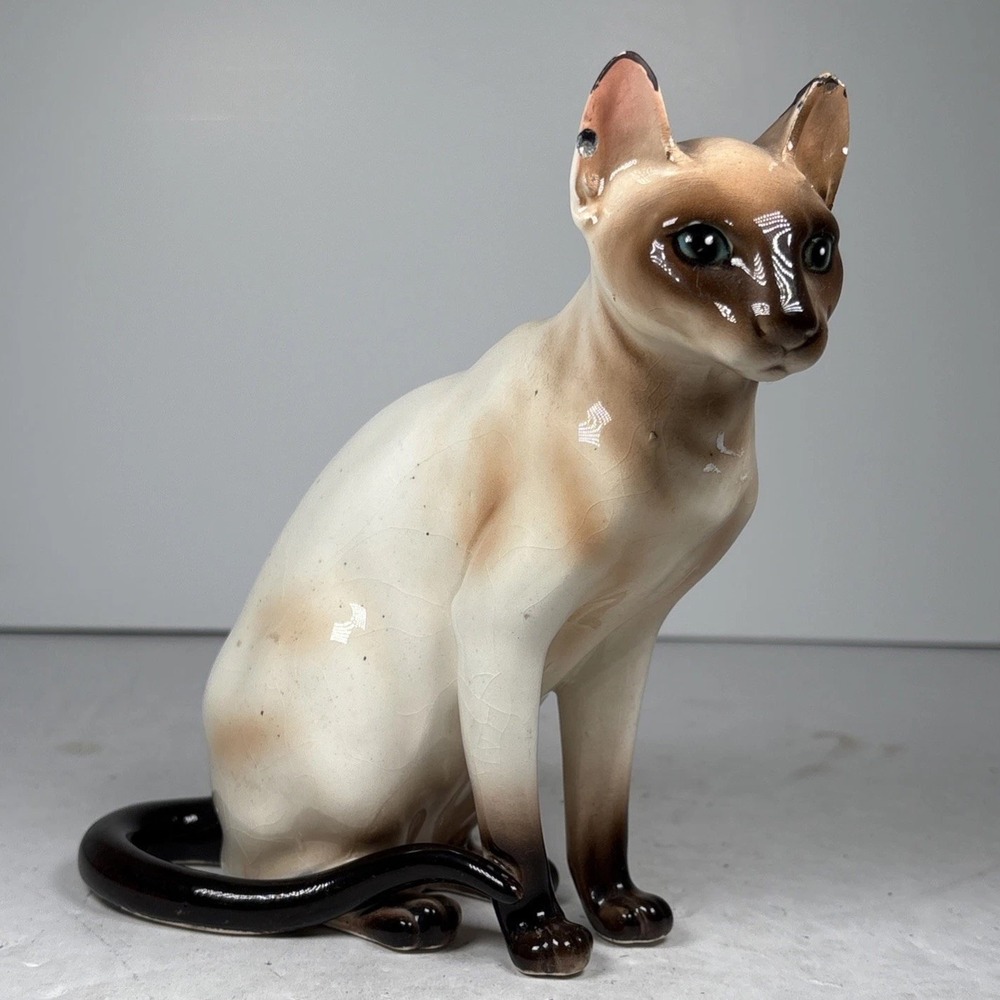 Vintage 1967 Chocolate Point Siamese Cat Porcelain Figurine Japan